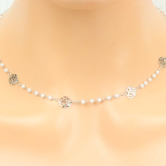 "Minimalist & Elegant Necklace Chain – Perfect for Women & Girls | UNVRC1432 - Picture 1 of 10